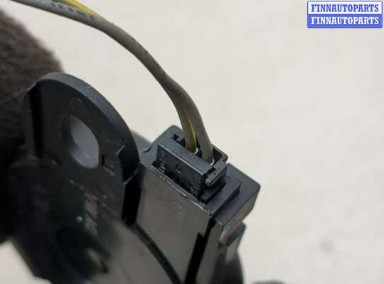 купить Датчик (зуммер) открытия двери, капота на Volkswagen Tiguan 2011-2016