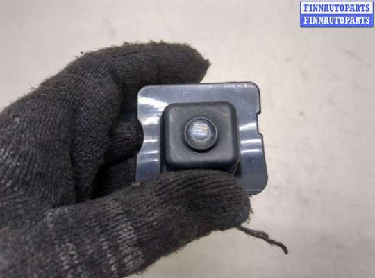 купить Камера заднего вида на Mercedes ML W164 2005-2011