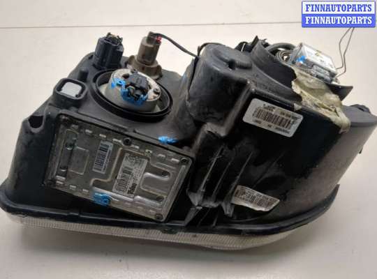 купить Фара (передняя) на Chrysler 300C 2004-2011