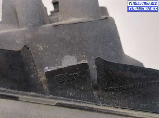 Фара передняя на Volkswagen Golf IV (1J)