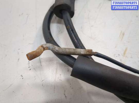 Трос ручника на Jeep Wrangler III (JK)