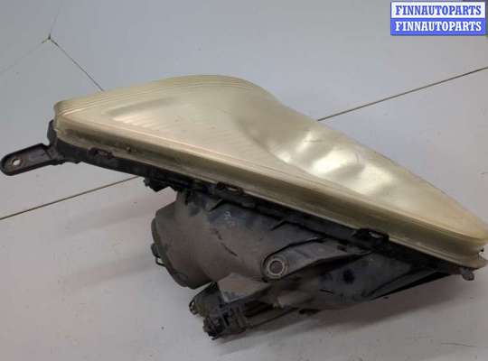 купить Фара (передняя) на Toyota RAV 4 2000-2005