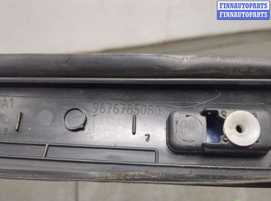 купить Молдинг стекла (лобовое) на Citroen C4 Picasso 2013-2018