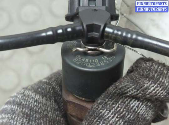 купить Форсунка топливная на Volvo S40 / V40 1995-2004