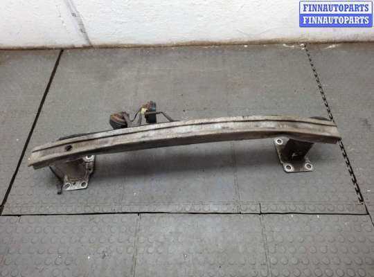 купить Усилитель бампера на Renault Megane 3 2009-2016