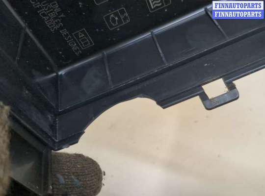 купить Блок предохранителей на Peugeot 4007 2007-2012