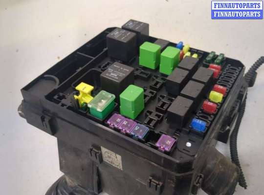 купить Блок предохранителей на Peugeot 4007 2007-2012