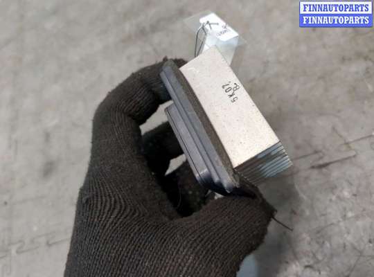купить Сопротивление отопителя (моторчика печки) на Toyota Prius 2003-2009