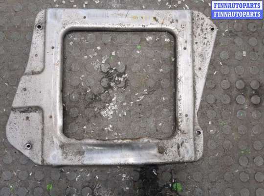 купить Кронштейн радиатора на Nissan X-Trail (T30) 2001-2007