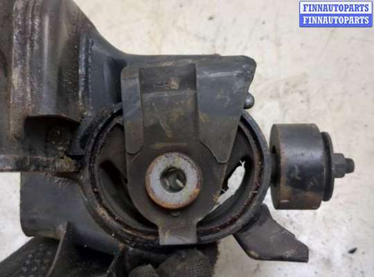 купить Подушка крепления КПП на Toyota RAV 4 2006-2013
