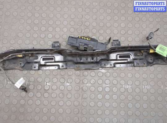 Планка телевизора верхняя на Hyundai Sonata VII (LF)