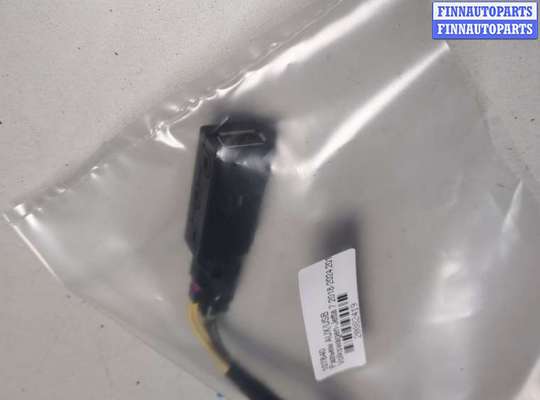 купить Разъем AUX/USB на Volkswagen Jetta 7 2018-2024
