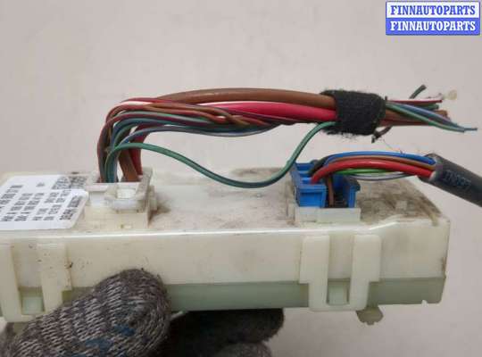 купить Блок управления доводчика багажной двери на Mercedes ML W166 2011-2015