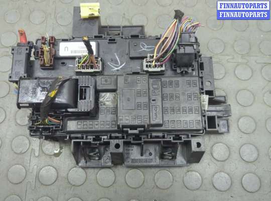 Блок предохранителей FO2023789 на Ford Explorer 2010-2015