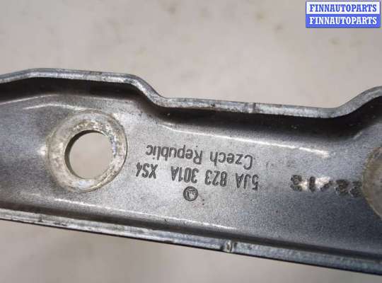 купить Петля капота на Skoda Rapid 2012-2020