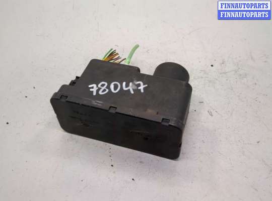 Компрессор центрального замка на Volkswagen Passat B4 (3A) 