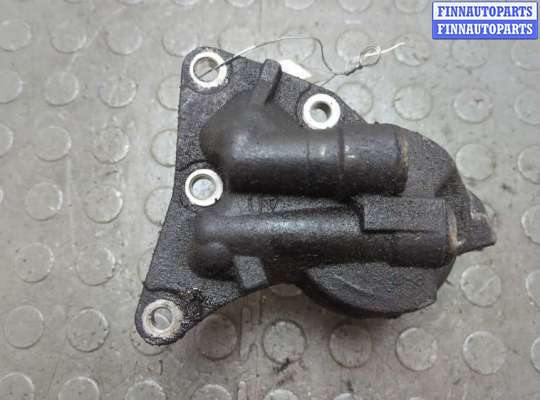 Корпус масляного фильтра на Toyota Prius III