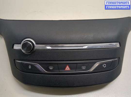 купить Панель управления магнитолой на Peugeot 308 2013-2021