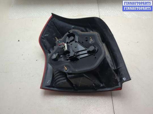 Фонарь задний на Toyota Allex | Corolla Runx (NZE12)