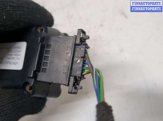 Замок багажника на Audi Q5 (8R)