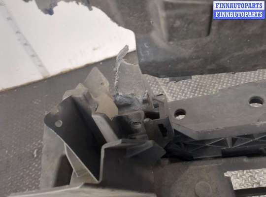 купить Рамка передняя (телевизор) на Ford Fiesta 2012-2019