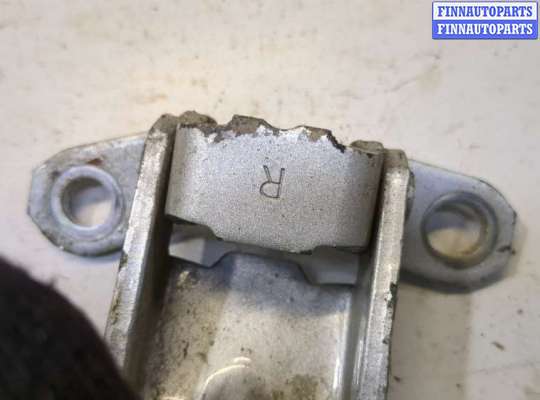 купить Петля двери на Nissan Rogue 2013-2020