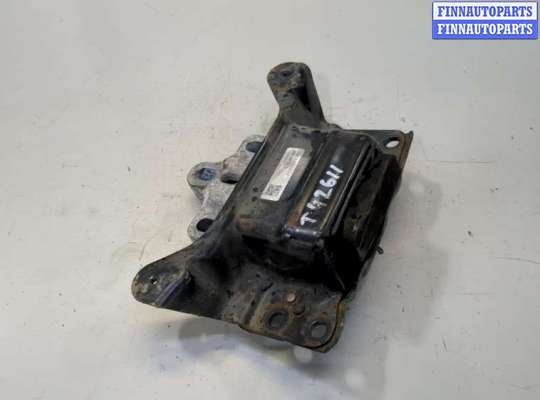 Подушка крепления двигателя VG2442515 на Volkswagen Golf 7 2012-2020