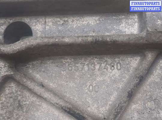 купить Кронштейн компрессора кондиционера на Peugeot 206 1998-2012