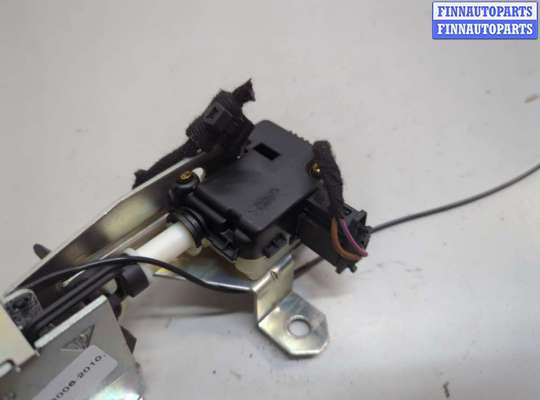 купить Замок стекла на Volkswagen Touareg 2006-2010
