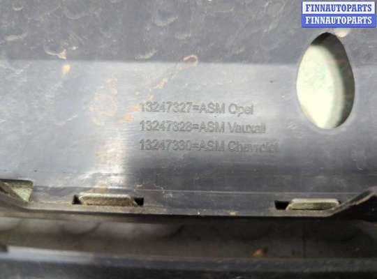 купить Решетка радиатора на Opel Zafira B 2005-2014