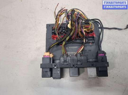 купить Блок управления бортовой сети (Body Control Module) на Volkswagen Caddy 2004-2015