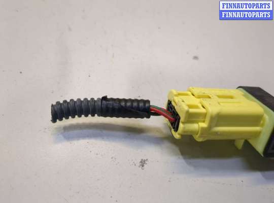 купить Датчик удара на Toyota Camry V40 2006-2011