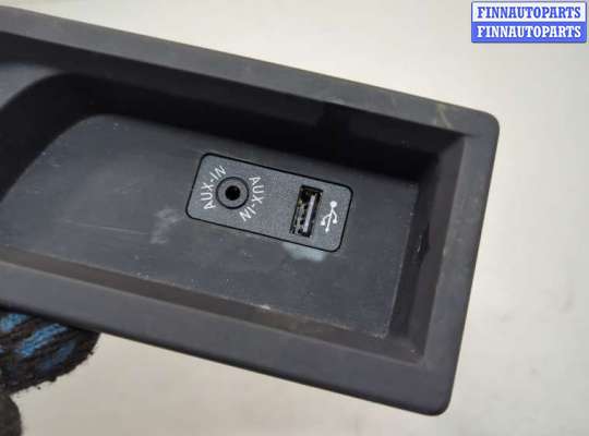 купить Разъем AUX/USB на BMW 2 F22 2013-2021
