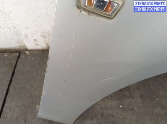 Крыло переднее