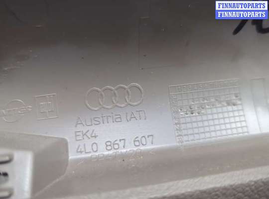 купить Обшивка крышки (двери) багажника на Audi Q7 2005-2015