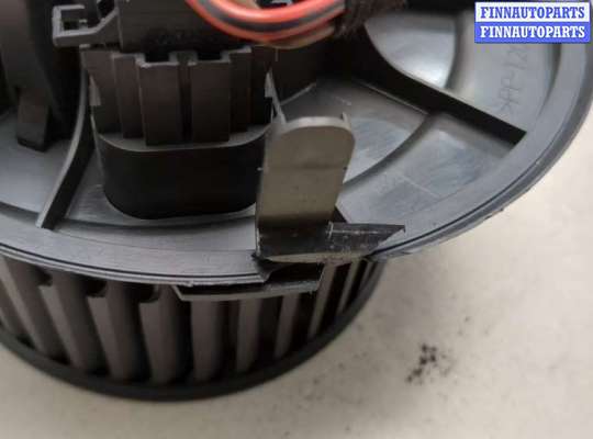 купить Двигатель отопителя (моторчик печки) на Skoda Yeti 2009-2018