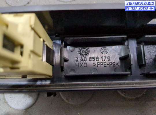 Рамка магнитолы на Volkswagen Passat B4 (3A)