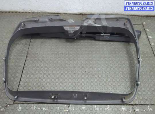 купить Обшивка крышки (двери) багажника на Ford Explorer 2001-2006
