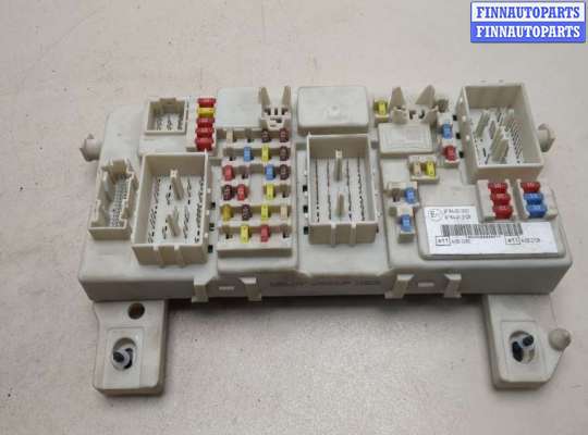 Блок предохранителей FO1983878 на Ford Focus 2 2008-2011