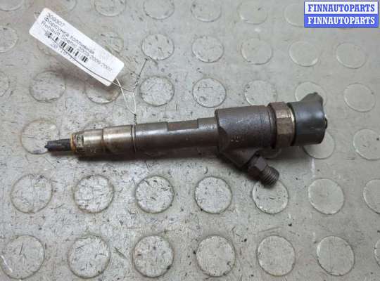 Купить Форсунка топливная на Renault Scenic 2003-2009 Форсунка топливная RN1522809 на Renault Scenic 2003-2009