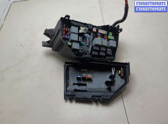 купить Блок предохранителей на Land Rover Freelander 2 2006-2014