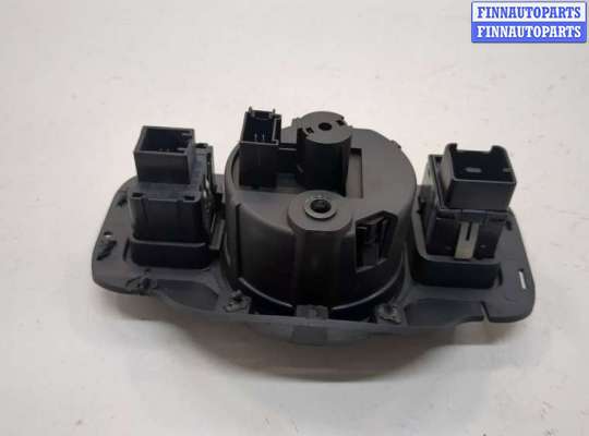 Переключатель света на Volkswagen Passat B6 (3C)
