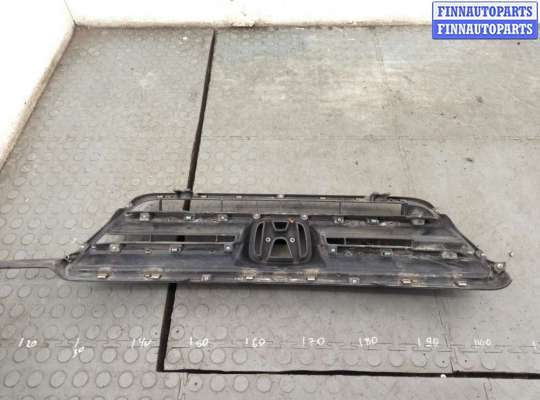 купить Решетка радиатора на Honda CR-V 2001-2006