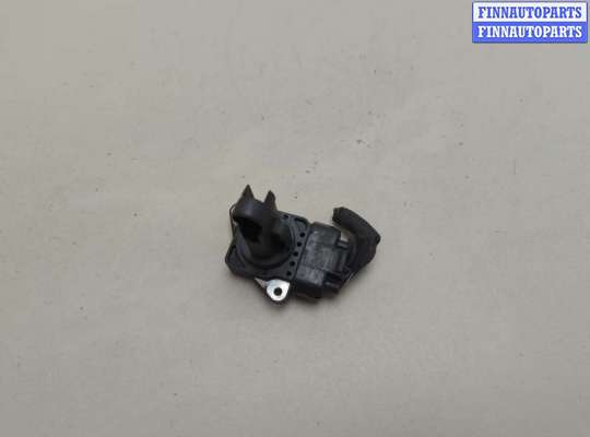 купить Измеритель потока воздуха (расходомер) на Toyota Avensis 2 2003-2008