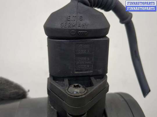 купить Измеритель потока воздуха (расходомер) на Audi A4 (B7) 2004-2009