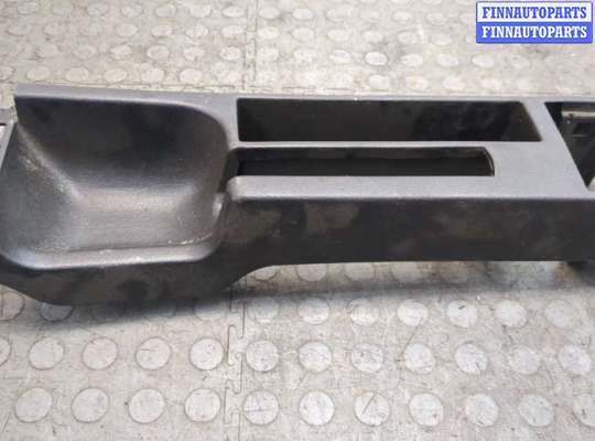 купить Пластик центральной консоли на Volkswagen Passat 4 1994-1996