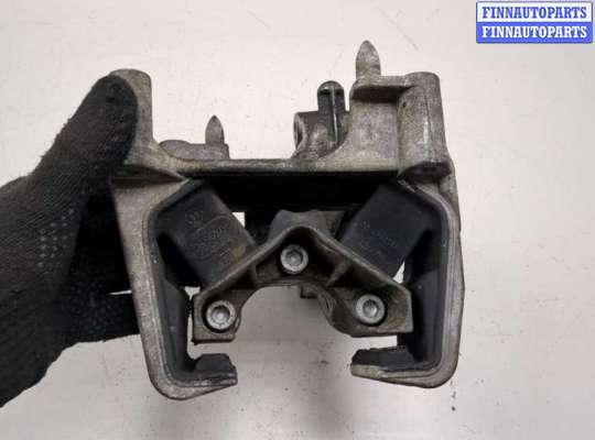 купить Подушка крепления двигателя на Volkswagen Passat 5 1996-2000