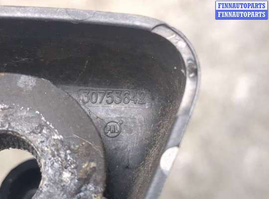 купить Щеткодержатель на Volvo XC70 2000-2007