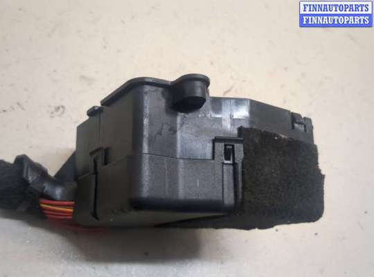 купить Блок предохранителей на Audi A8 (D3) 2002-2010