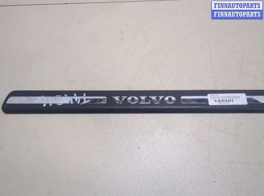 купить Пластик (обшивка) салона на Volvo V70 2001-2008